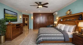 Penthouse Water View - Image 2