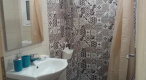 New studio next to metro for 2 people - Image 2
