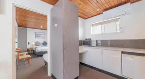 Port Campbell Motor Inn - Image 5