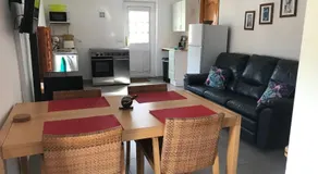 Bella Vista Rural Retreat - Image 2
