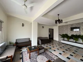 Gautam Hotel - Image 2