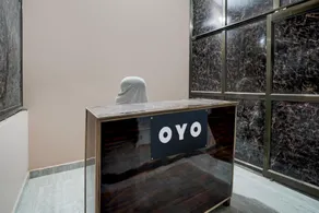 Hotel O by OYO R L PALACE - Image 2
