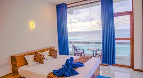 Cool Beach Hotel - Image 2