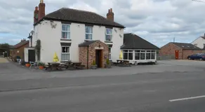 Fox and Hounds Country Inn - Image 2