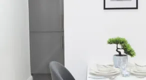Modern Studio Near NEC & BHX Free Parking - Image 4