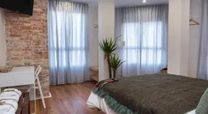 Hotel Bienvenidos Rooms Xàtiva - Image 2