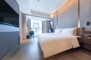 Atour Hotel Shenzhen Guanlan High Tech Park - Image 2