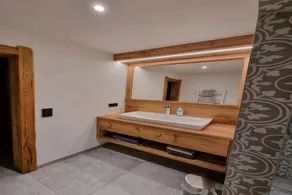 Chalet in Grosskirchheim with sauna and hot tub - Image 2