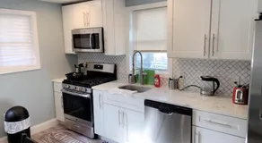 EN SUITE NEXT TO FELLS POINT - Image 5