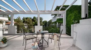 Porfi Beach Hotel - Image 4