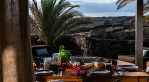 Villa by the Sea - Image 4