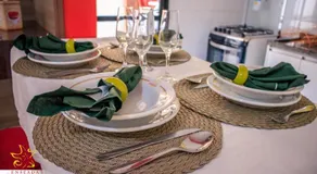 MAIOR NOTA - 90 metros da Beira Mar - 2 Quartos com AR CONDICIONADOS SPLIT, Air Fryer, Wi-Fi, Disney Plus, Star Plus, HBO Max, Cadeiras de Praia, Caixa Térmica, Churrasqueira, Rede para Descanso e Chuveirão - 8 pessoas - Melhor Localização! - Image 4
