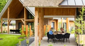 Luxe groepsvilla met binnenzwembad - Luxury villa with indoor pool - Image 4