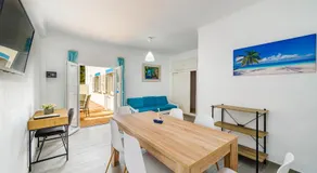 Apartamentos Falcó - Image 2