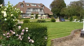 Golf Hotel - Image 3