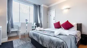1 Riverside Apartments - Image 2