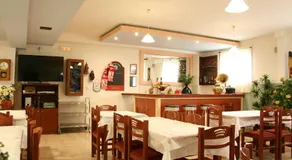 Rea Hotel - Image 4