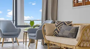 Beach Days, Ocean Rooftop & Spa - Sleeps 8 - Image 4