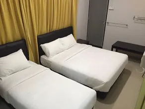 Js&k Room - Image 4