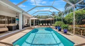 Lux Family 3 BR With Pool Villa Walk To Beach and Mercato - Image 3