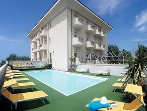 Hotel Gallia Palace - Image 3