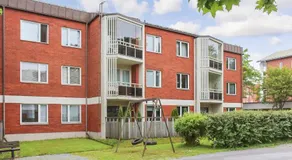 A lovely one-room apartment near the city centre. - Image 4