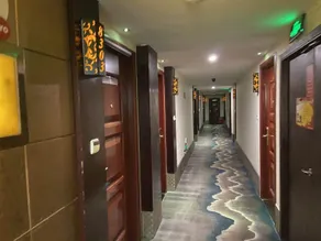 Ruting Business Hotel - Image 4