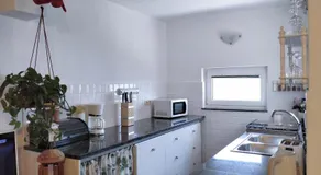 Cheerful two bedroom cottage with panoramic view in Celina - Image 4
