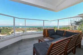 Gluck House - Image 4