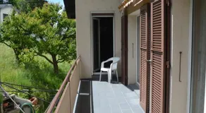 Grosse, schöne Wohnung im Grünen - Image 5