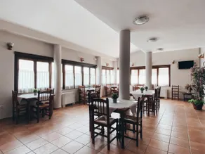 Hotel Valdevécar - Image 4