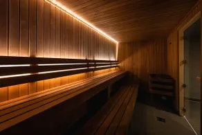 Large Luxurious Studio, Dublin18 - Image 3