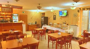 Hotel Karolina - Image 2