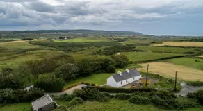 Yellow Cottage, Doolin - Image 5