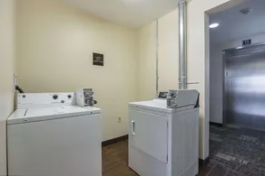 Red Roof Inn Coldwater - Image 4