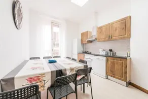 M&F Apartaments Gran Via - Image 3