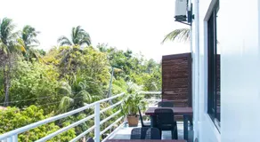 ARNOLD'S HOTEL - Image 5