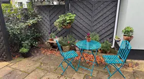 Thistle Lodge - Quiet Garden lodge with off road parking - Image 5