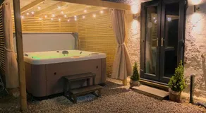 Spa Garden Cottage - Upper Hopton - Image 2