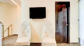 Townhouse Pitampura West Enclave - Image 5