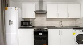 Stylish Studio room in Mill Hill - Image 5