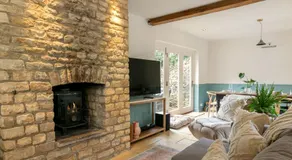 Beautiful 2 Bedroom Cottage in the Cotswolds - Image 2