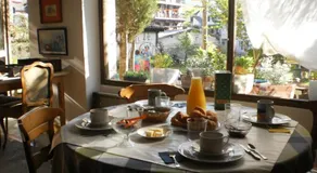 Larraenea Bed and Breakfast - Image 4