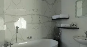 The View - Luxury Apartment - Image 2