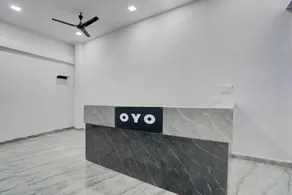 Hotel O J S - Image 2