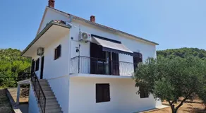 Apartment Opaćac Veli Iž - Image 2