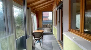Chalet type pagotin rénové au coeur - Image 3