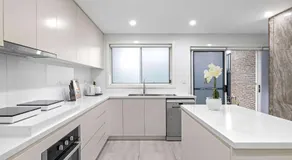 Sleek & Comfortable Double Room at Revesby with Shared Amenities - Image 2