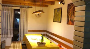 Adorable guesthouse in the middle of vineyards - Image 2