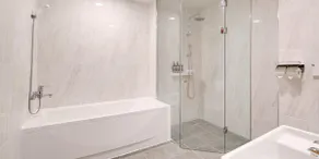 M Hotel - Image 3